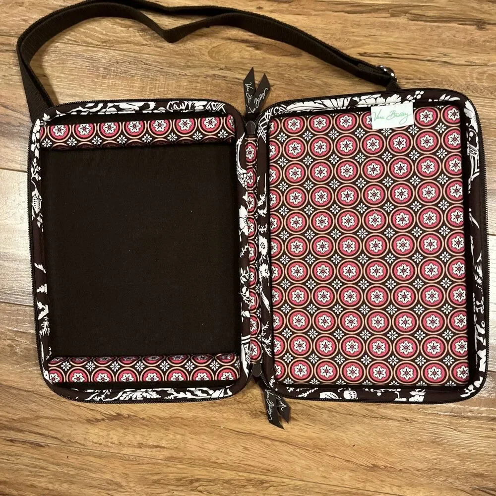 VERA BRADLEY Mini Laptop Hard Case with Shoulder Strap - Imperial Toile NWT NEW